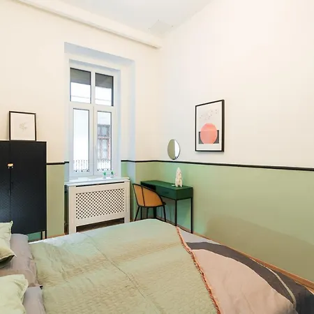 Luxury Peaceful Nest By The St Stephen's Basilica Budapeszt
