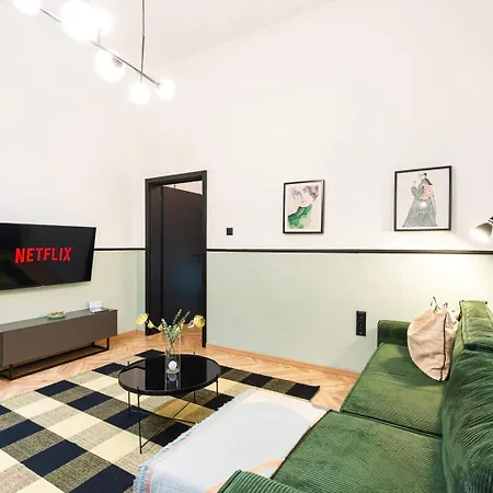 Apartament Luxury Peaceful Nest By The St Stephen's Basilica