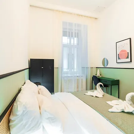 Luxury Peaceful Nest By The St Stephen's Basilica Apartament Budapeszt